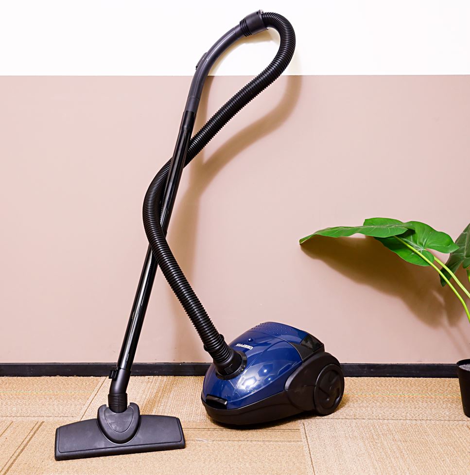VACUUM CLEANER 2200W-GEEPAS