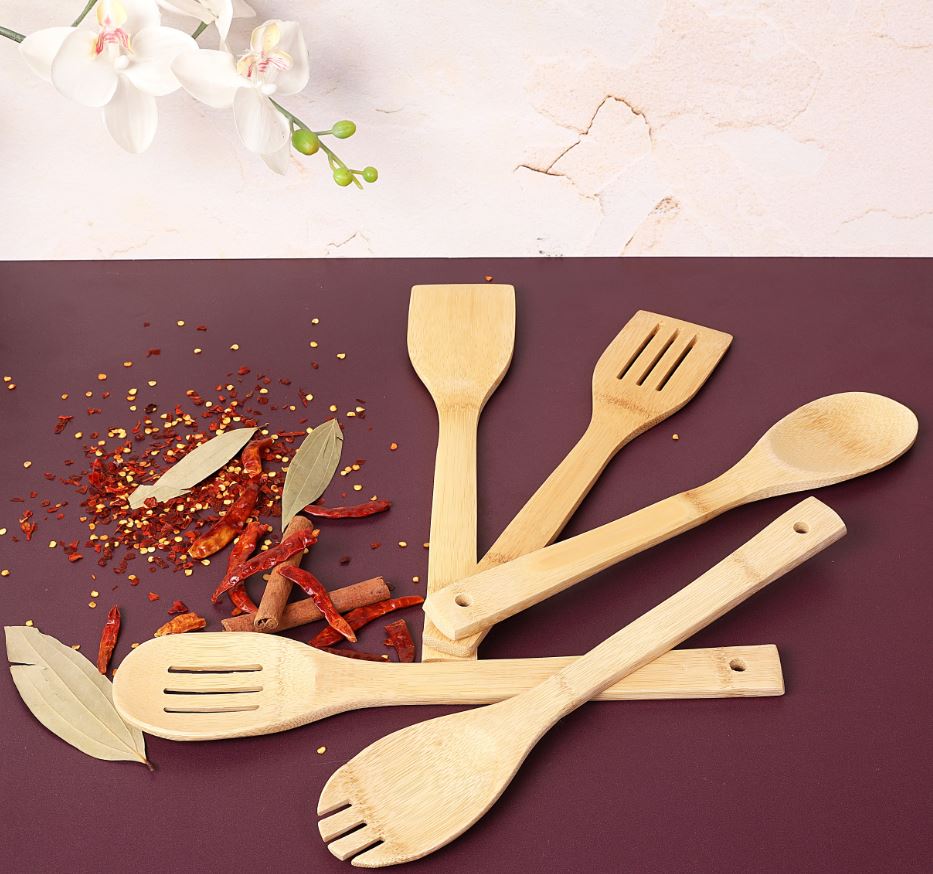 '5 Pcs Bamboo Kitchen Tools Set